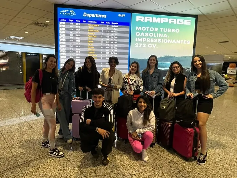 O grupo no aeroporto de Viracopos, no começo da viagem para o Rio